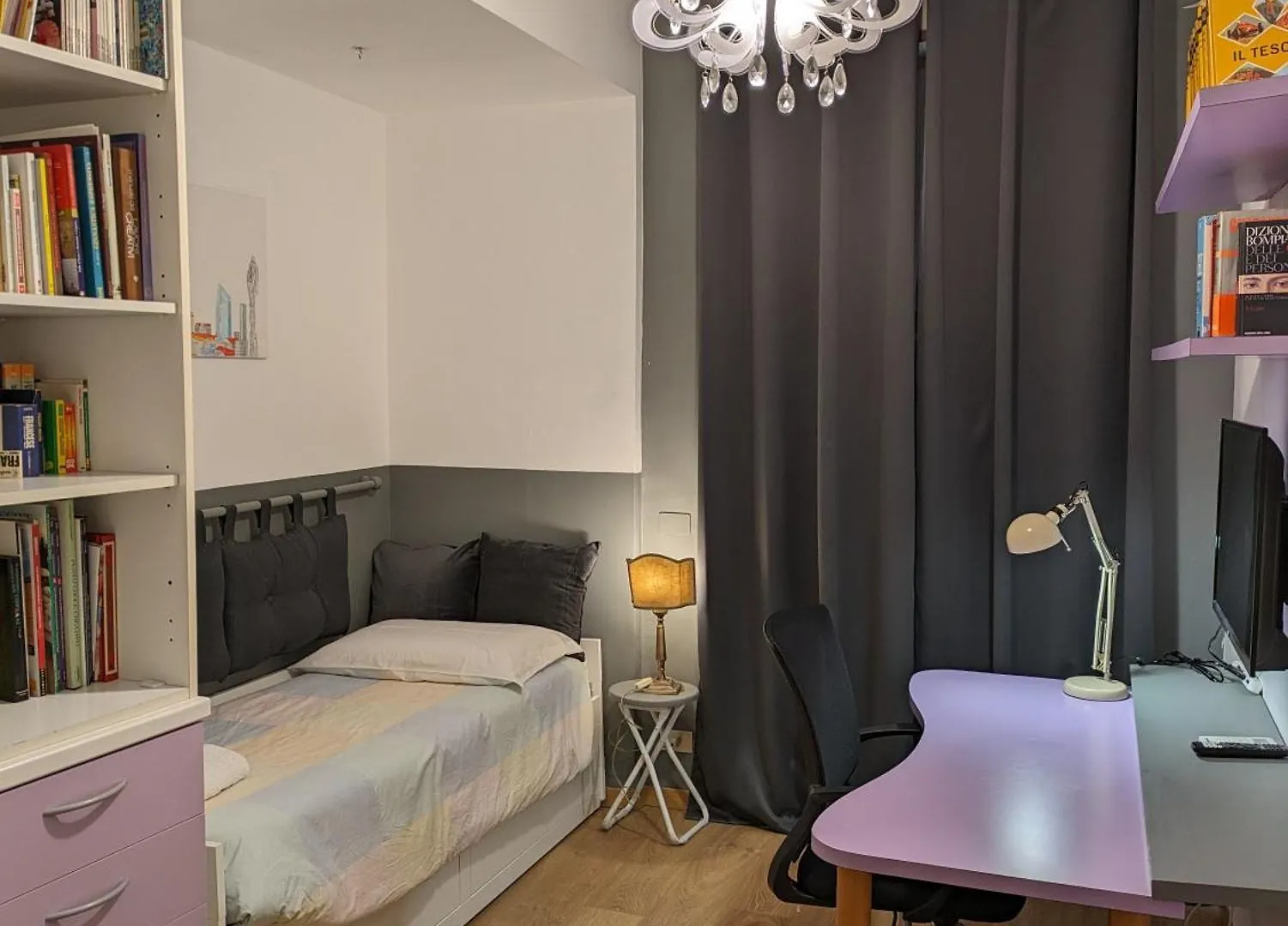 Alma Vacation Apartment In The Centre, Big Terrace Milan