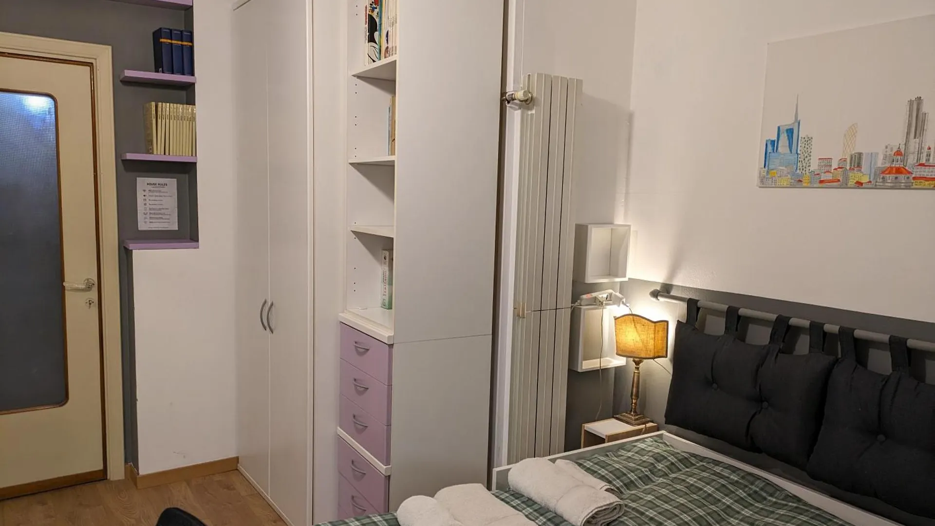 Alma Vacation Apartment In The Centre, Big Terrace Milan