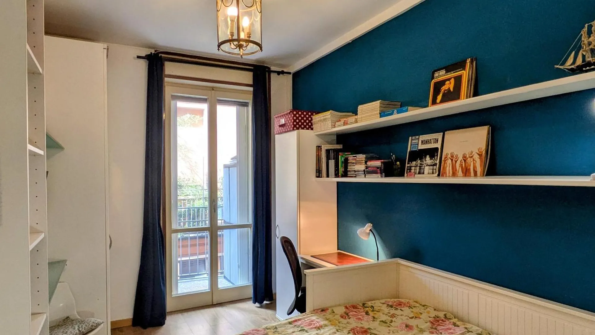 Alma Vacation Apartment In The Centre, Big Terrace Milan