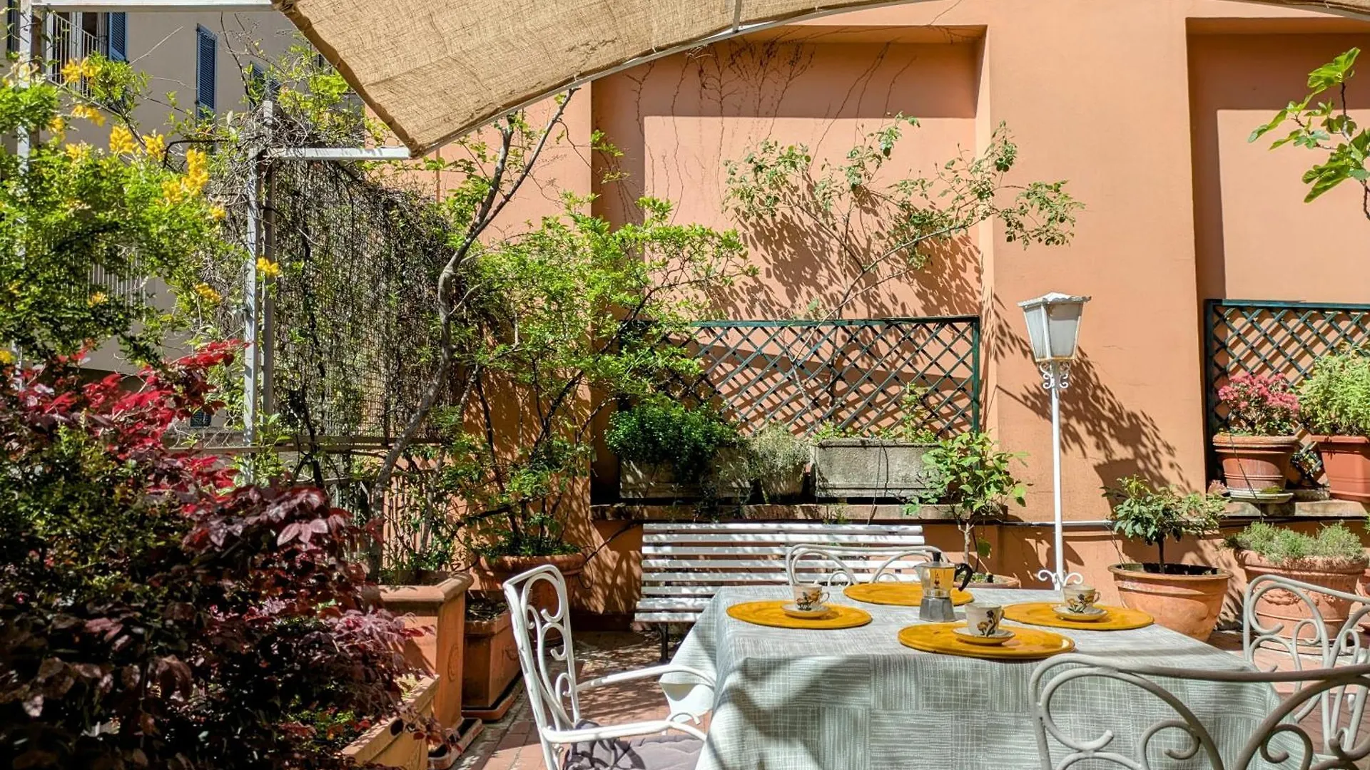Alma Vacation Apartment In The Centre, Big Terrace Milan 0*,  Italy