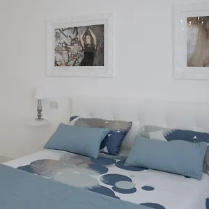  Apartment Artist's Italy